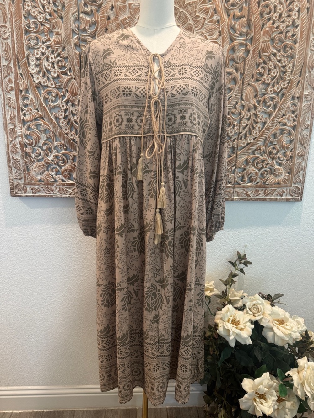 R. Vivimos Cream& Sage Bohemian Floral Flowy Midi Dress, Lightweight Comfy! - Picture 2 of 16